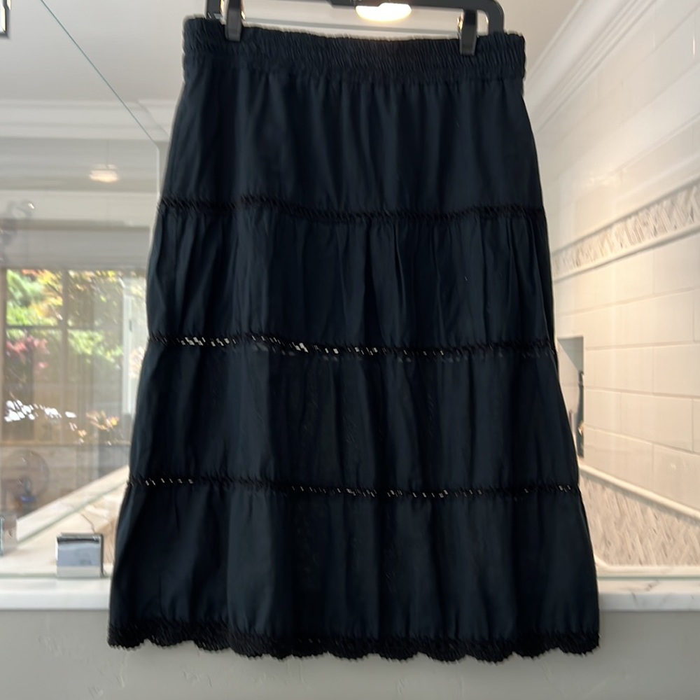 100%cotton elastic waist tiered skirt with lace trim
